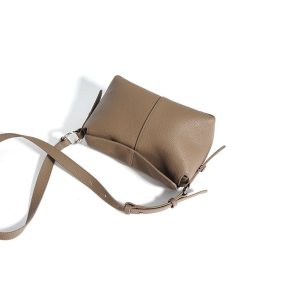 Woofpie leather bags Austin layout handbag shoulderbag crossbody milktea 1362x